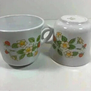 Corelle set of  2 80s Strawberry Sundae coffee tea mugs